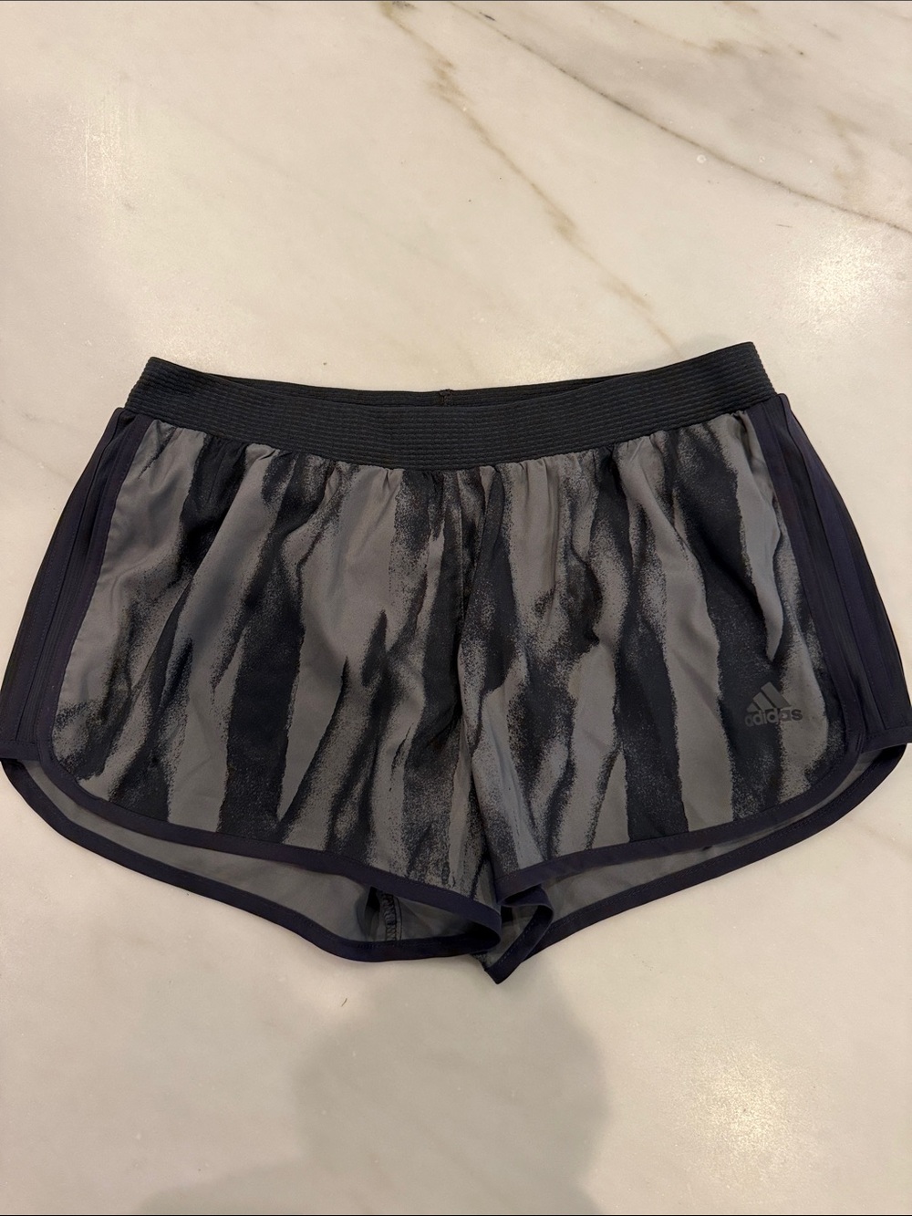 Adidas Black & Gray Striped Women's Running Shorts Size Medium Like New